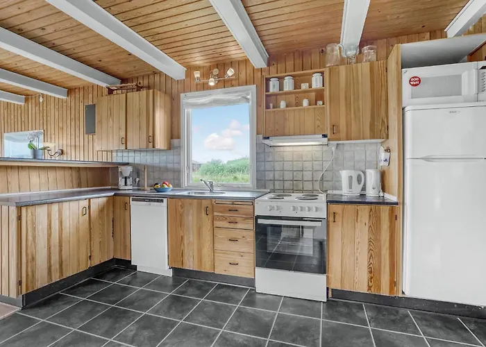 Holiday home Lakolk I Dnmk Bolilmark